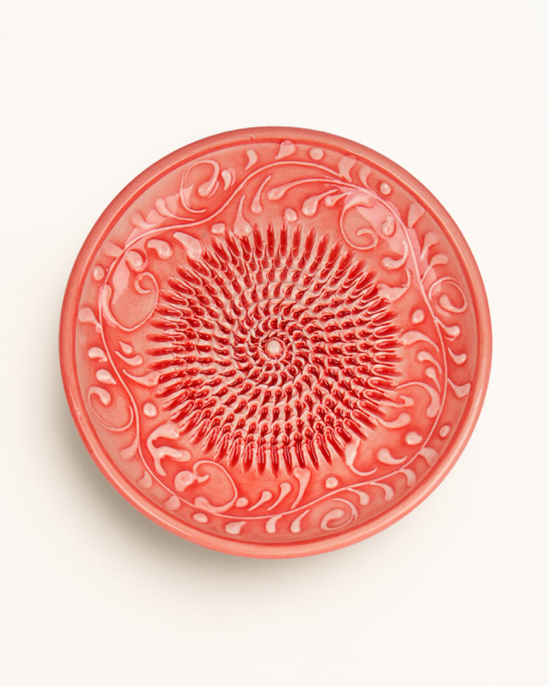 Plate Grater Carmine
